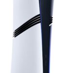 Consola Sony PS5 Pro blanca y negra